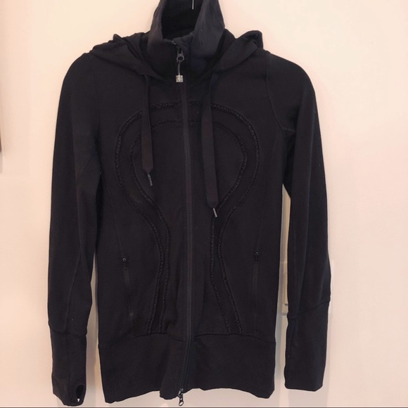 Women’s Lululemon stride II ruffle jacket - Picture 2 of 7